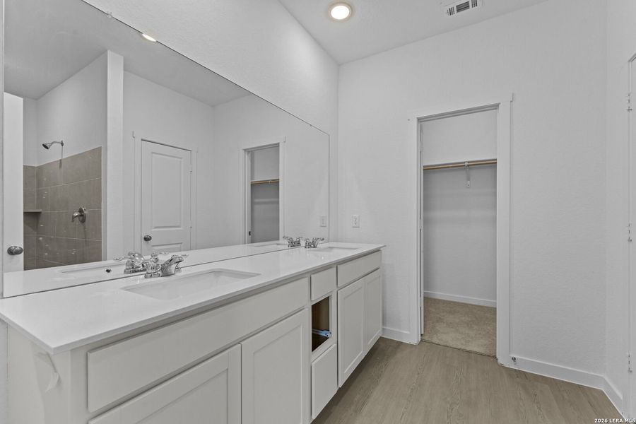 Furnished interior view inside a new home in Grace Valley, Marion (Image 8).