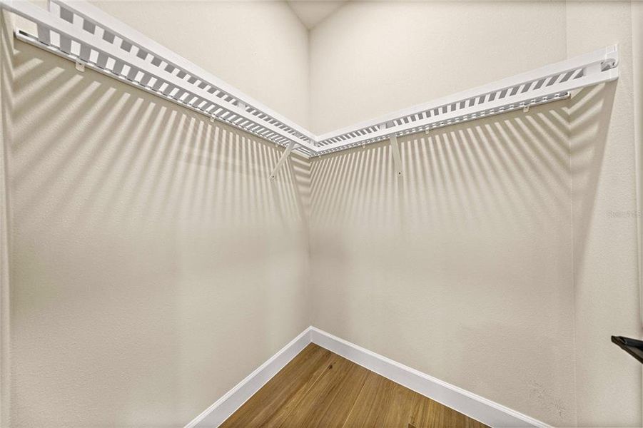 Spacious, unfurnished interior of a new home in , Ocala (Image 29).