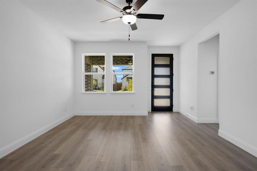 Spacious, unfurnished interior of a new home in North Sky Celina, Celina (Image 16). Spacious, unfurnished interior of a new home in North Sky Celina, Celina (Image 16).