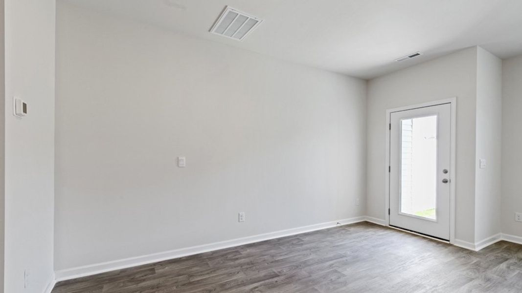 Spacious, unfurnished interior of a new home in The Townes at Wilson's Ridge, Smithfield (Image 13).