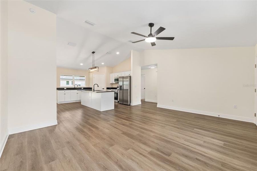 Spacious, unfurnished interior of a new home in , Dunnellon (Image 18). Spacious, unfurnished interior of a new home in , Dunnellon (Image 18).
