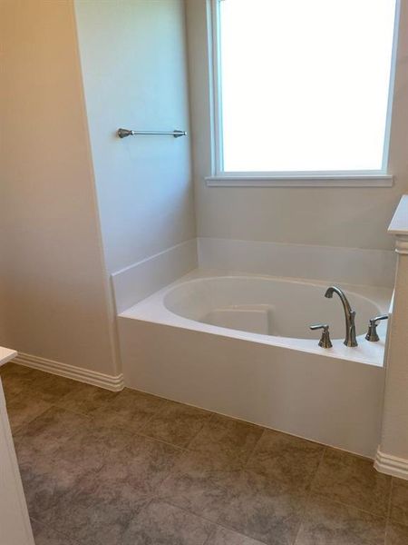 Image 21 of a home in Hillview Addition.