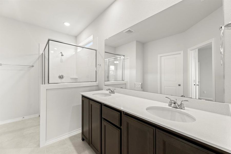 19. 2512 Russell - Bath (4)