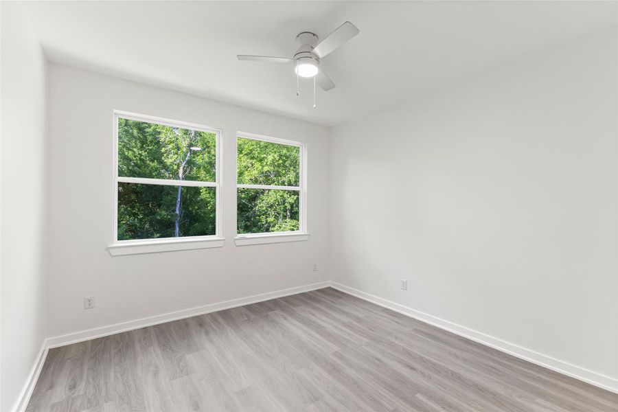 Spacious, unfurnished interior of a new home in , Conroe (Image 17).
