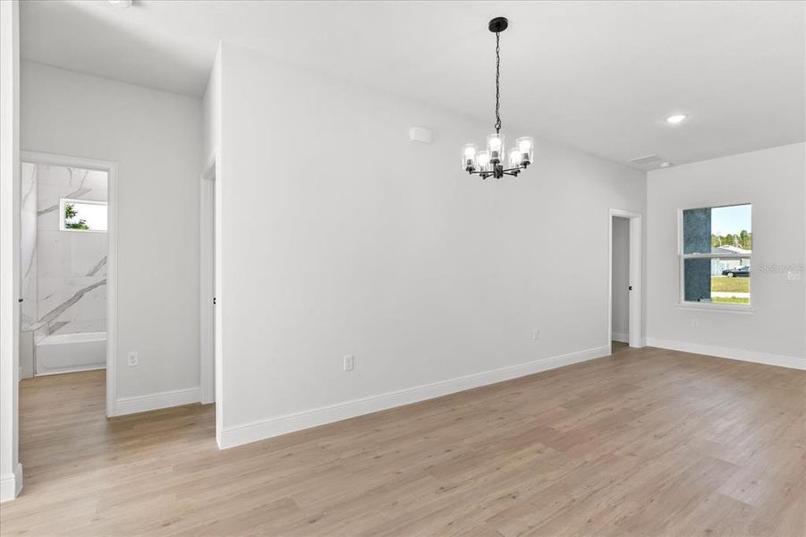 Spacious, unfurnished interior of a new home in , Ocala (Image 18).