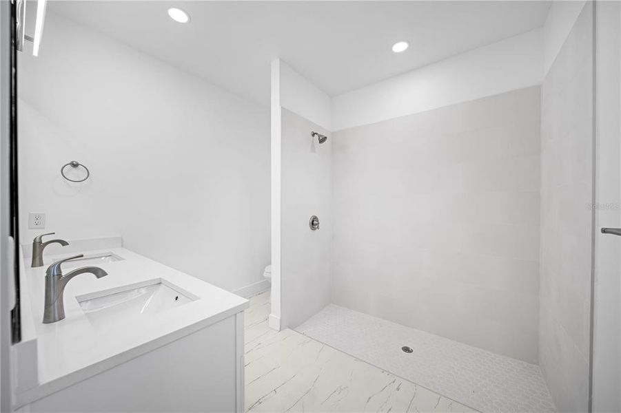 Image 32 of a home in .