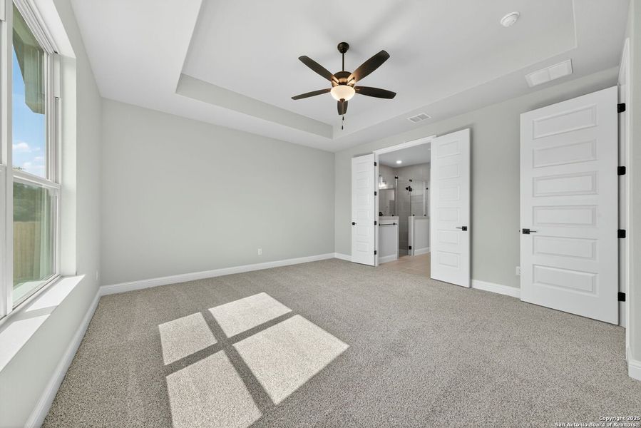 Spacious, unfurnished interior of a new home in , Castroville (Image 16).
