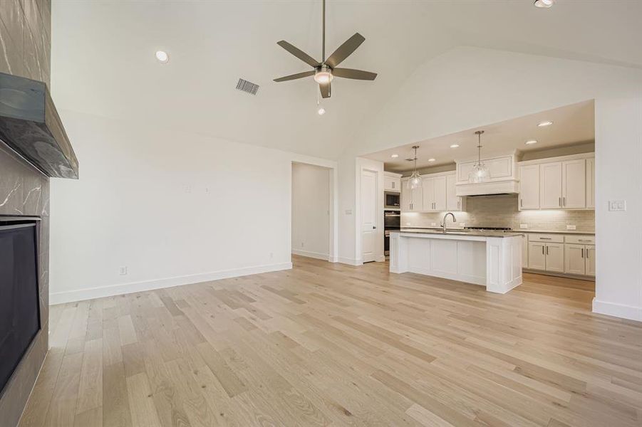 Spacious, unfurnished interior of a new home in North Sky 65s, Celina (Image 15).