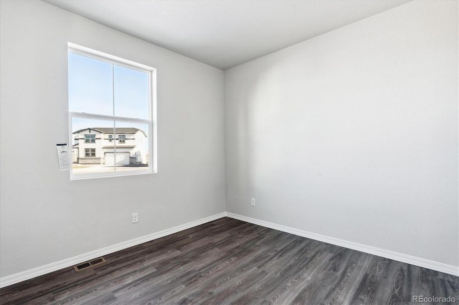 Spacious, unfurnished interior of a new home in Bradley Heights, Colorado Springs (Image 14).