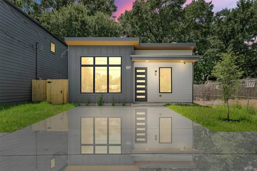 Exterior details and patio area of a home in , Houston (Image 25). Exterior details and patio area of a home in , Houston (Image 25).