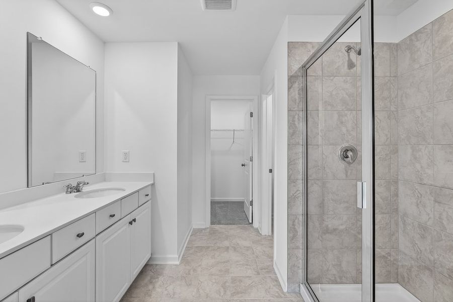 Furnished interior view inside a new home in Rosewood Farm, Lawrenceville (Image 6).