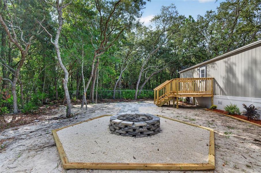 Exterior details and patio area of a home in , Homosassa (Image 21). Exterior details and patio area of a home in , Homosassa (Image 21).