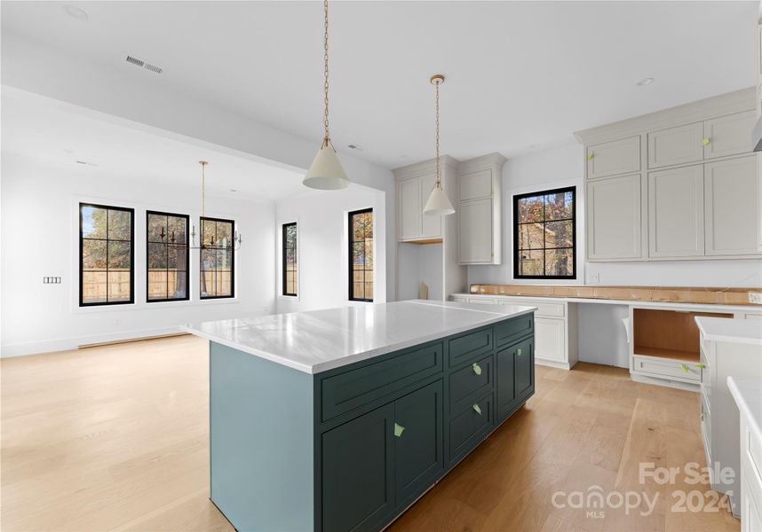 Open Concept Dining/Kitchen Area