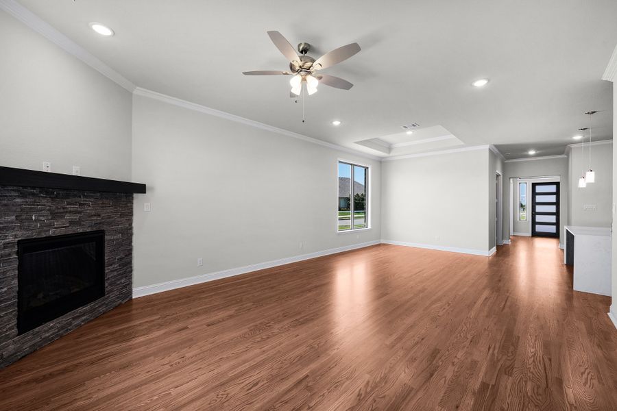 Spacious, unfurnished interior of a new home in Heath Golf and Yacht Club, Heath (Image 13). Spacious, unfurnished interior of a new home in Heath Golf and Yacht Club, Heath (Image 13).