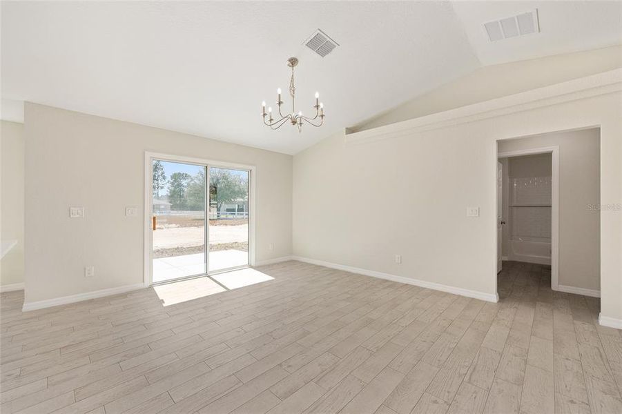 Spacious, unfurnished interior of a new home in , Ocala (Image 15).