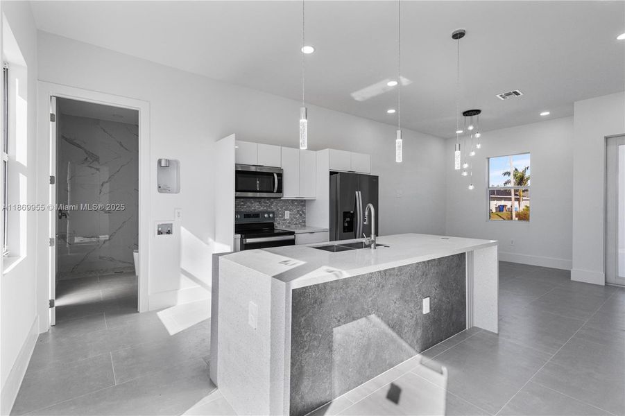 Furnished interior view inside a new home in , Lehigh Acres (Image 3).