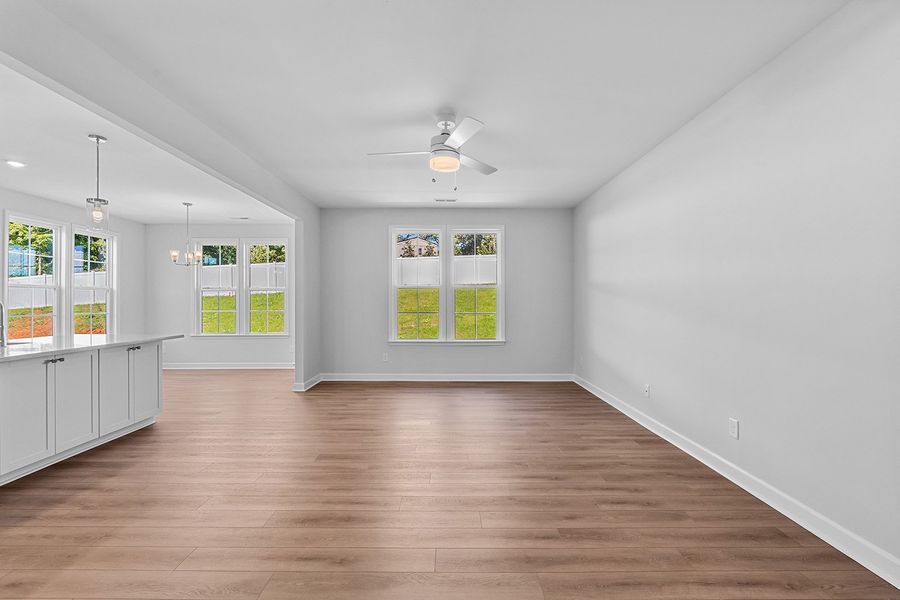 Spacious, unfurnished interior of a new home in Hanes Lake, Winston-Salem (Image 15).