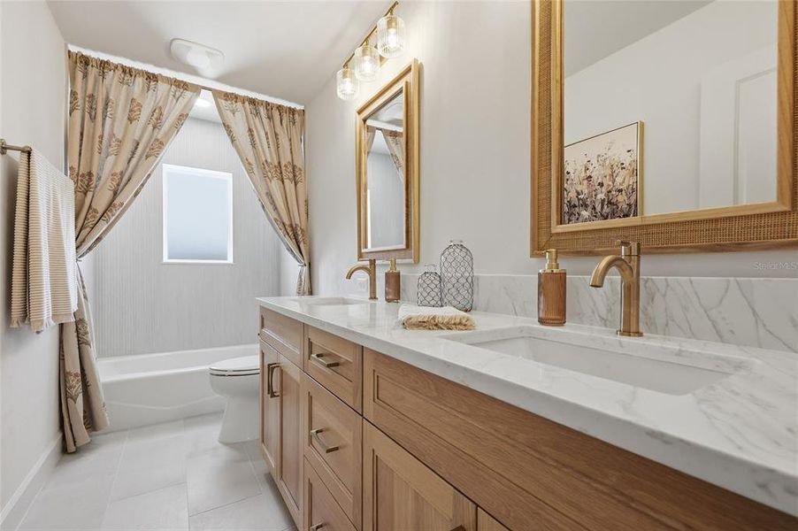 Furnished interior view inside a new home in , Newberry (Image 27).