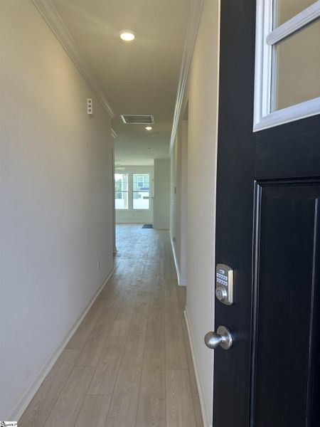 Spacious, unfurnished interior of a new home in Shiloh Trail, Wellford (Image 18).