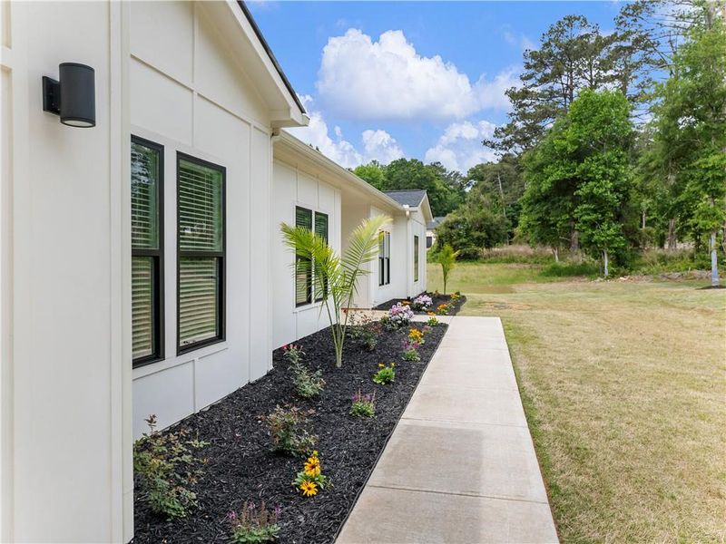Exterior details and patio area of a home in , Ellenwood (Image 3).