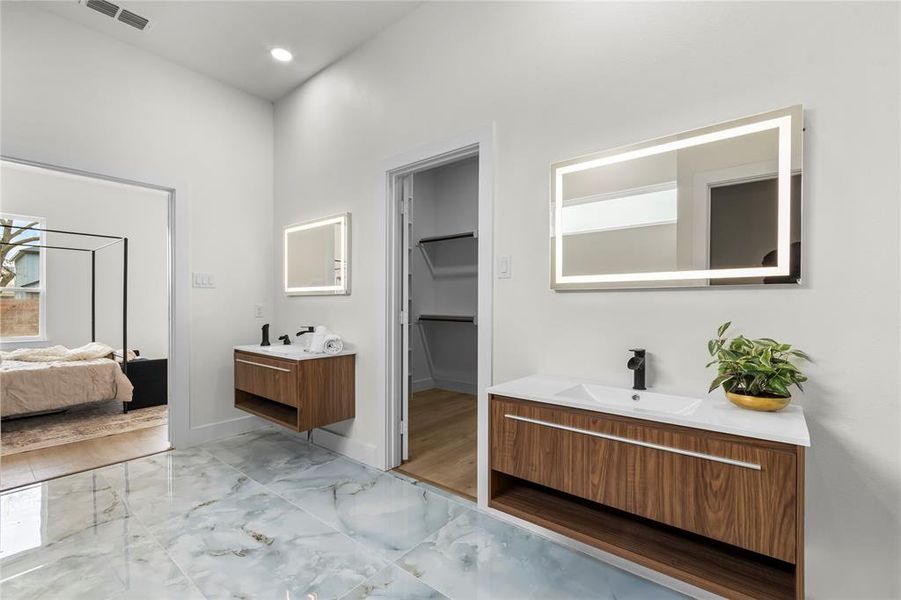 Furnished interior view inside a new home in , Dallas (Image 25). Furnished interior view inside a new home in , Dallas (Image 25).