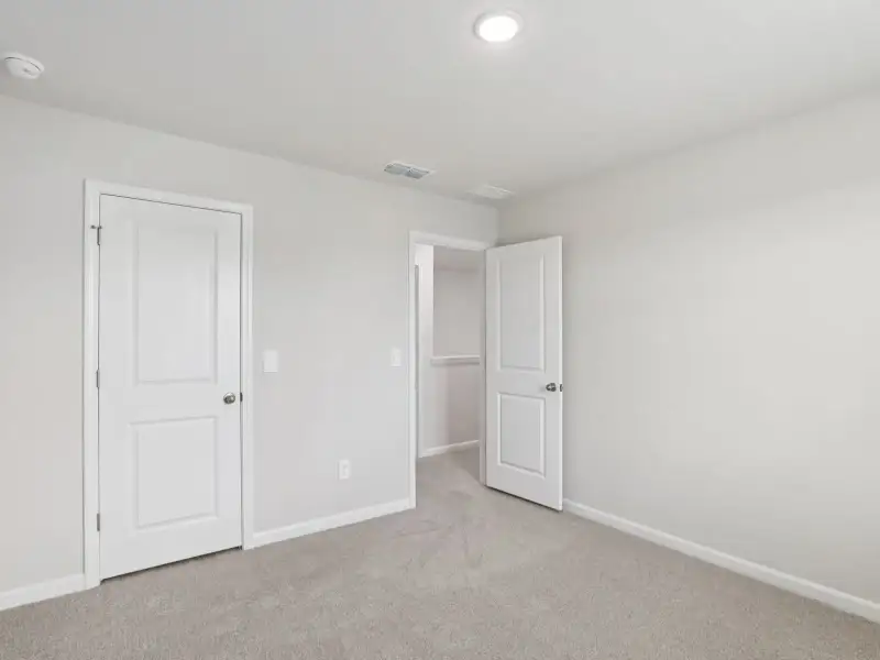 Spacious, unfurnished interior of a new home in Oakwood, Mebane (Image 16).