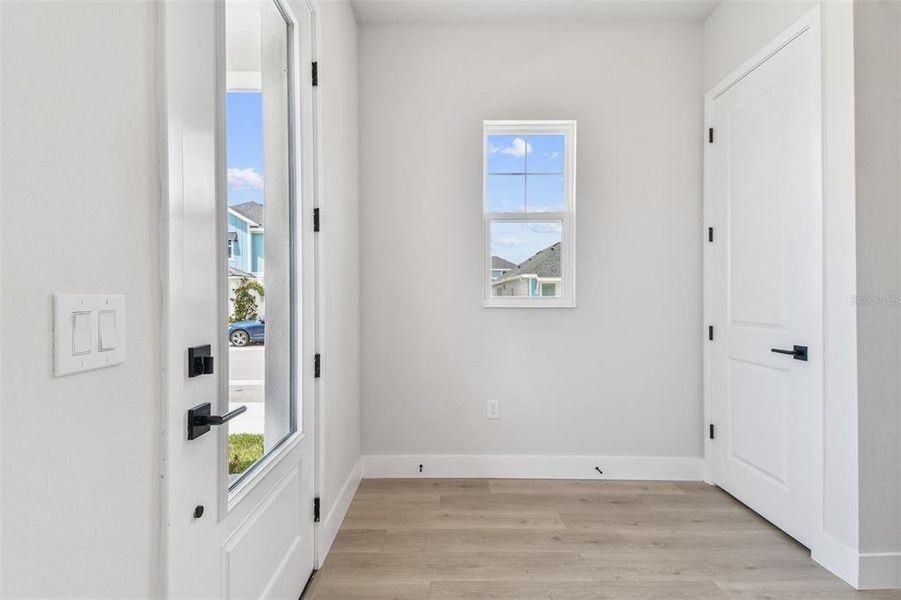 Spacious, unfurnished interior of a new home in Emerald Landing at Waterside at Lakewood Ranch – Cottage Series, Sarasota (Image 24).