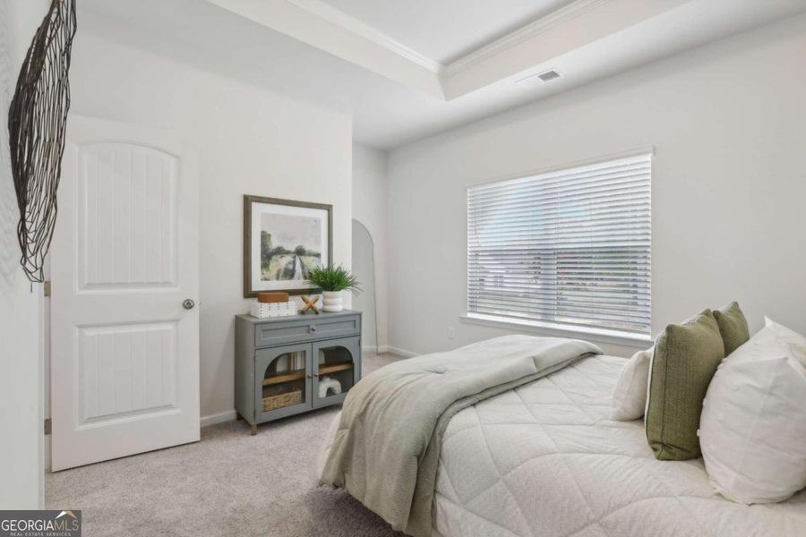 Furnished interior view inside a new home in Stonebridge North, Macon (Image 8).