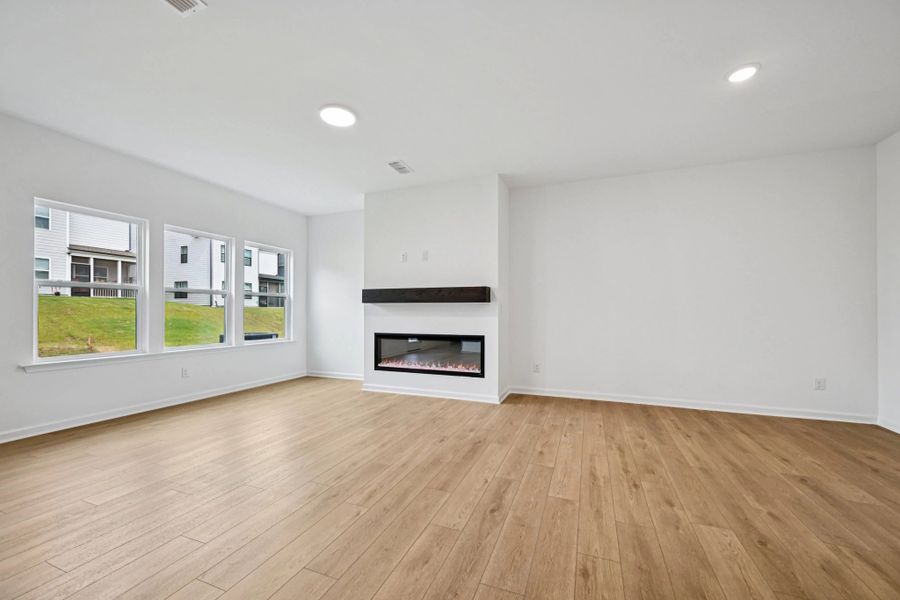 Representative images and renderings are for illustrative purposes. Actual structural options and design finishes of home may vary. Representative images and renderings are for illustrative purposes. Actual structural options and design finishes of home may vary.