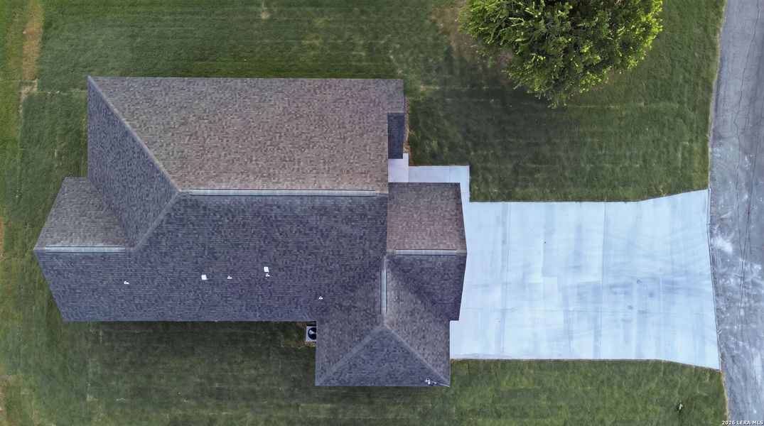 Exterior details and patio area of a home in , Bandera (Image 30).
