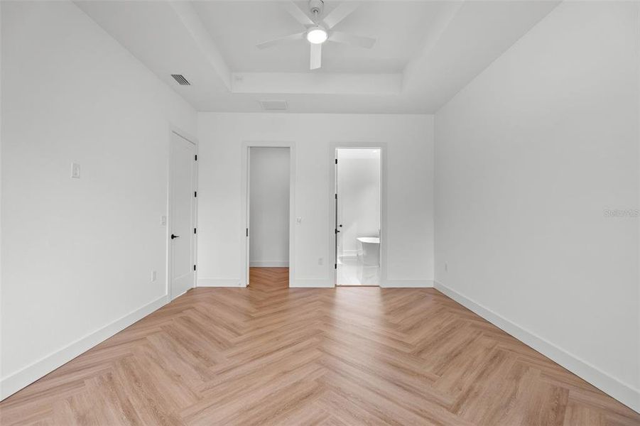 Spacious, unfurnished interior of a new home in , North Port (Image 54).
