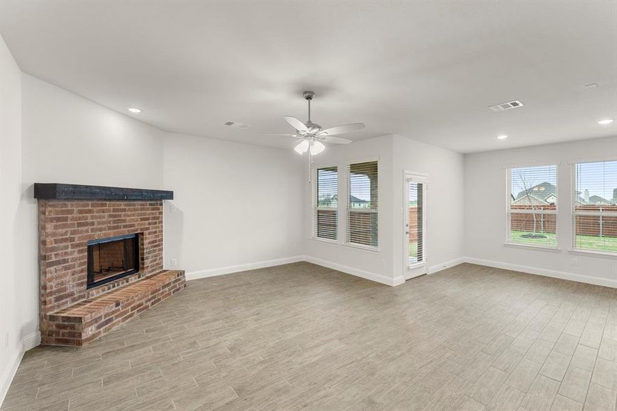 05. 6216 Havature - Family