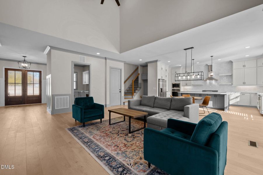 19-web-or-mls-P1099662 19-web-or-mls-P1099662