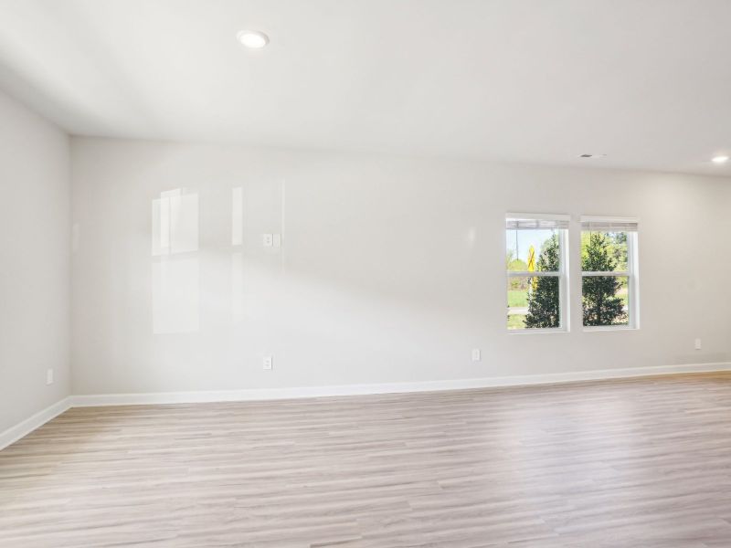 Spacious, unfurnished interior of a new home in Crossrail Station, Mooresville (Image 13).