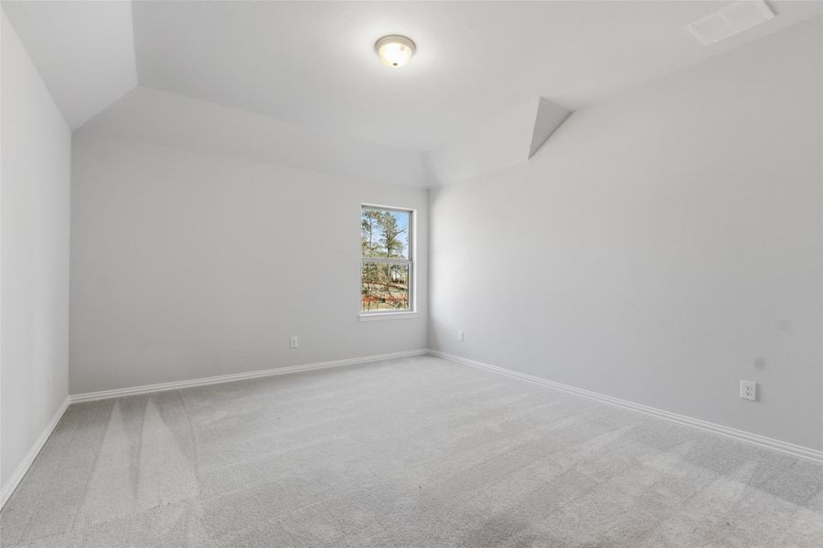 Spacious, unfurnished interior of a new home in The Woodlands Hills, Willis (Image 31).