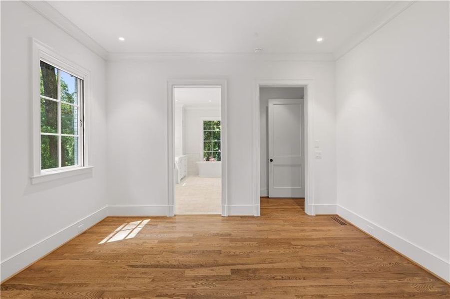 Spacious, unfurnished interior of a new home in , Atlanta (Image 56).