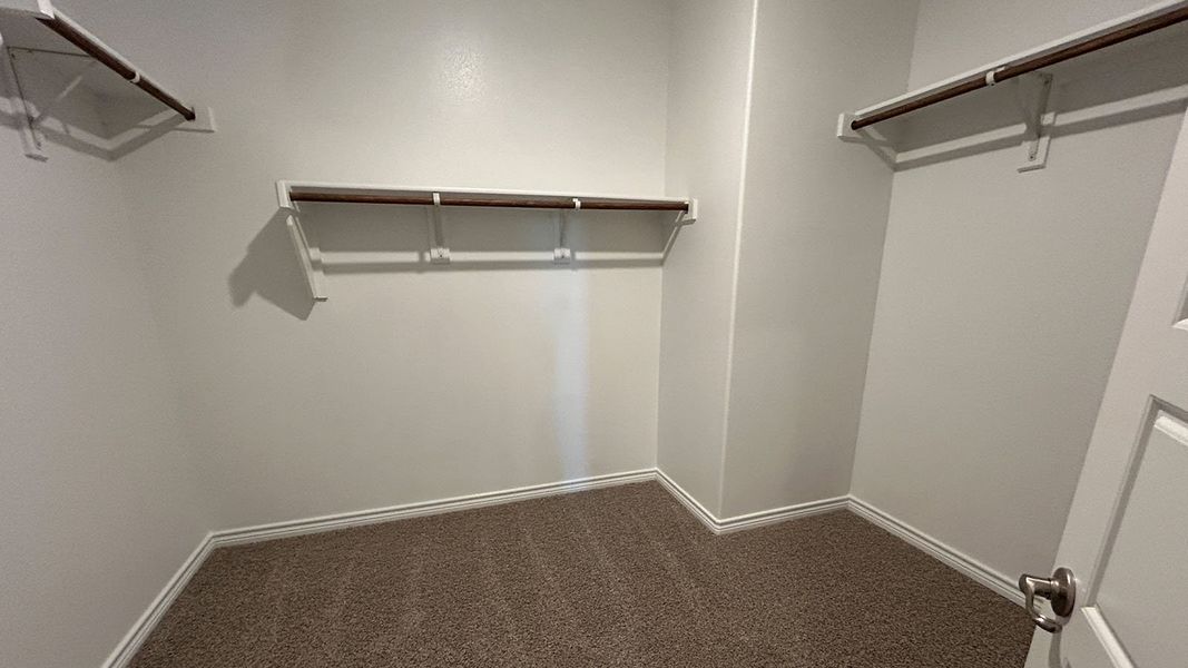 Spacious, unfurnished interior of a new home in Trailstone, Caddo Mills (Image 7).
