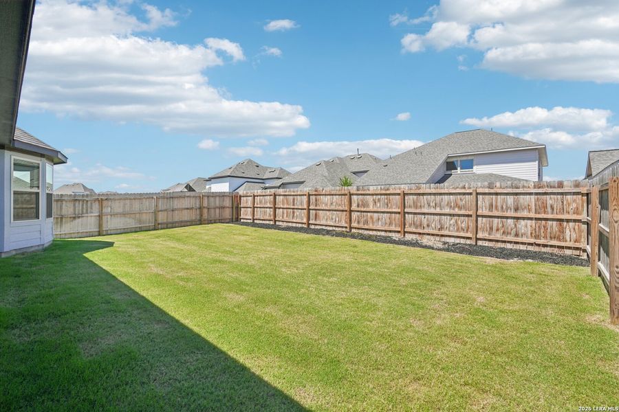 Exterior details and patio area of a home in , New Braunfels (Image 4).