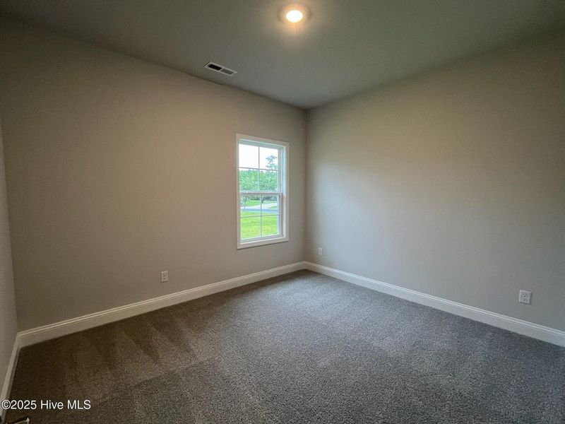 Spacious, unfurnished interior of a new home in Palmetto Creek, Bolivia (Image 20).