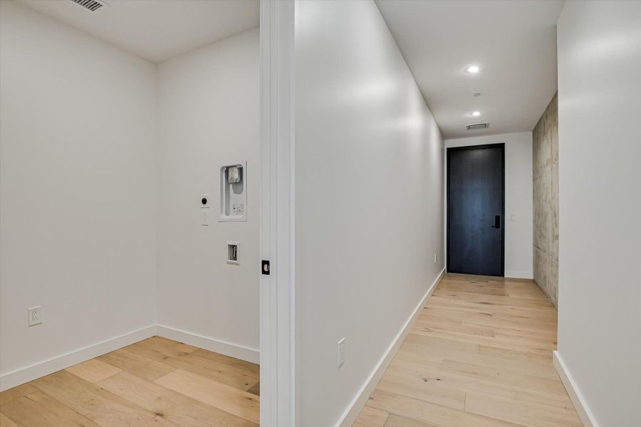 Spacious, unfurnished interior of a new home in , Austin (Image 25). Spacious, unfurnished interior of a new home in , Austin (Image 25).