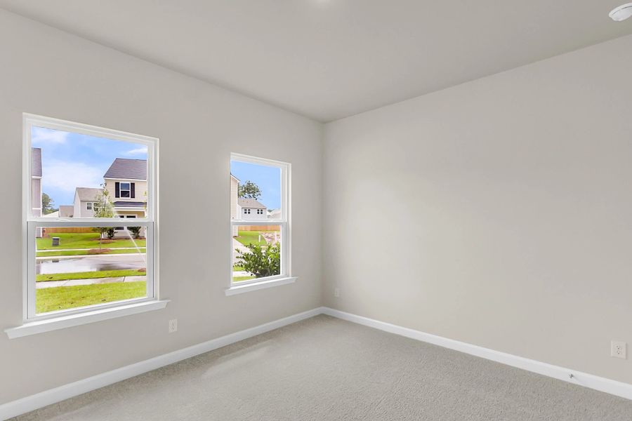 Spacious, unfurnished interior of a new home in Watson Hill, Summerville (Image 13).
