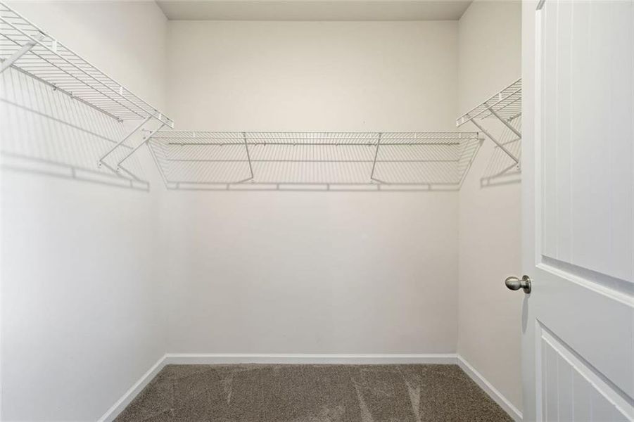 Spacious, unfurnished interior of a new home in , Calhoun (Image 29).