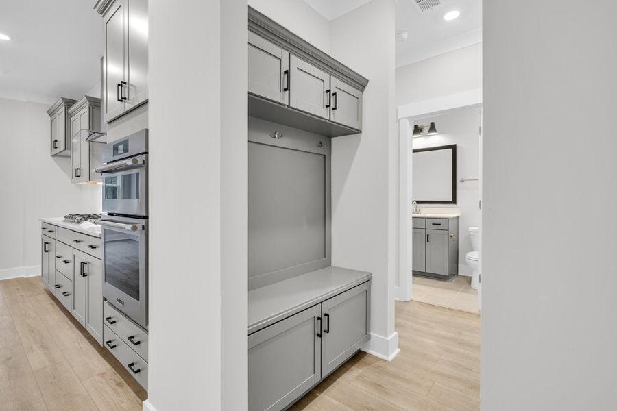 Image 48 of a home in Hewing Farms.