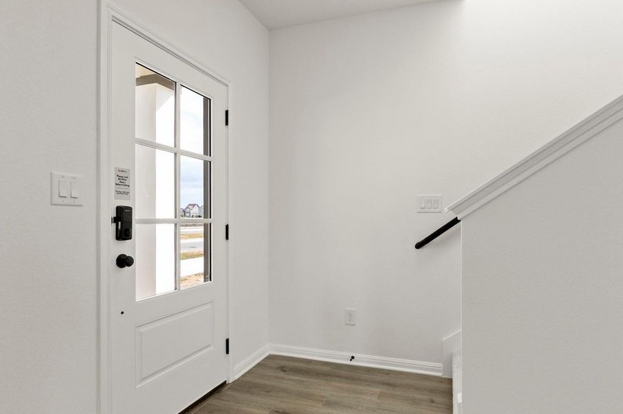 Spacious, unfurnished interior of a new home in Trace, San Marcos (Image 15).