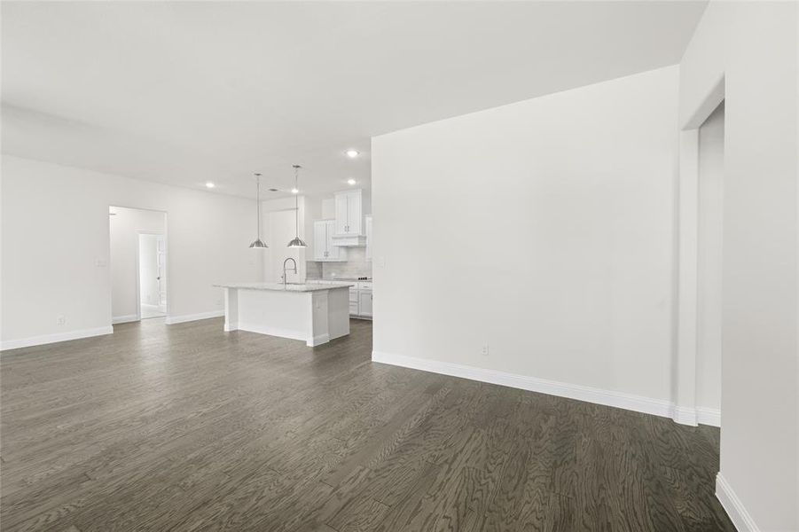 4425 Verbena- Dining-2 4425 Verbena- Dining-2