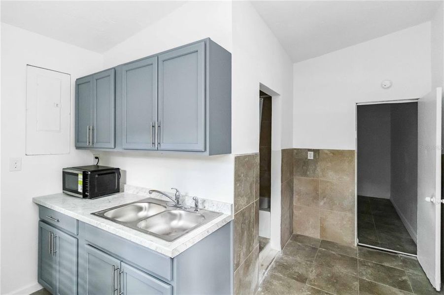 Furnished interior view inside a new home in , Bradenton (Image 3).