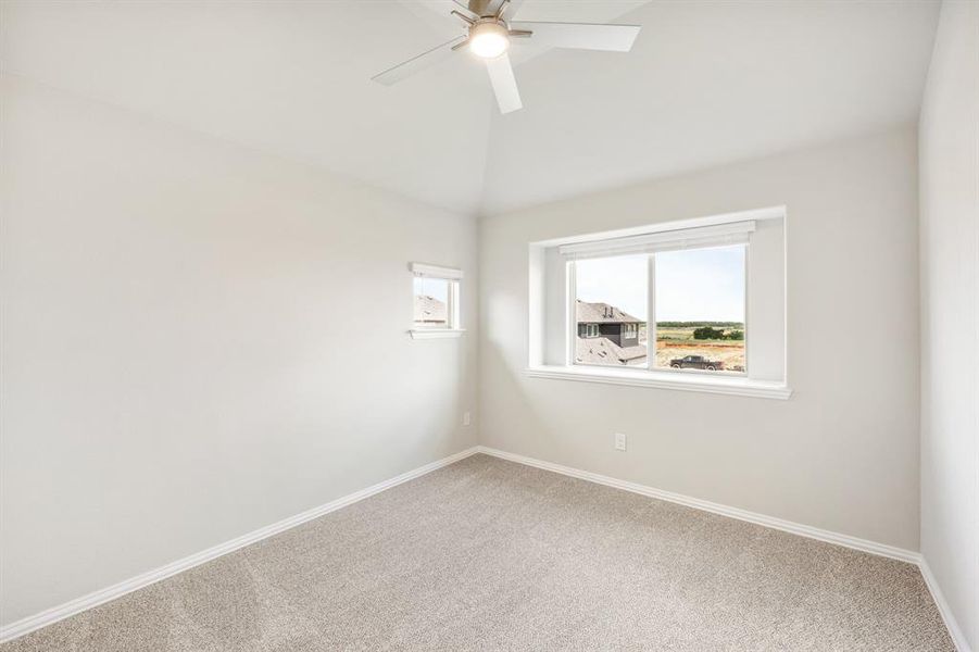 Spacious, unfurnished interior of a new home in Creekview Meadows, Pilot Point (Image 31).