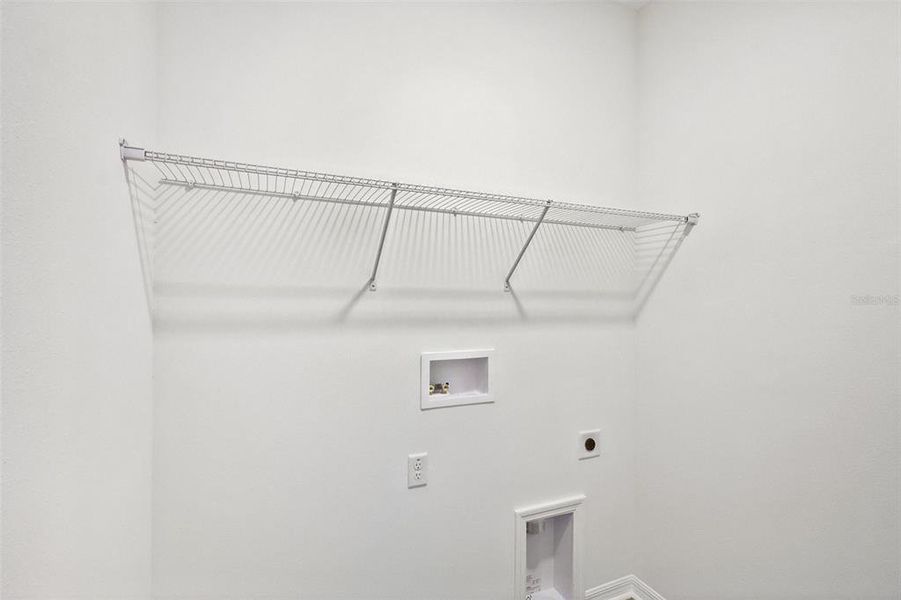 Spacious, unfurnished interior of a new home in , San Antonio (Image 35).