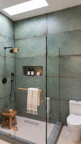 Guesthouse bathroom with the most eye-catching jade green tile.