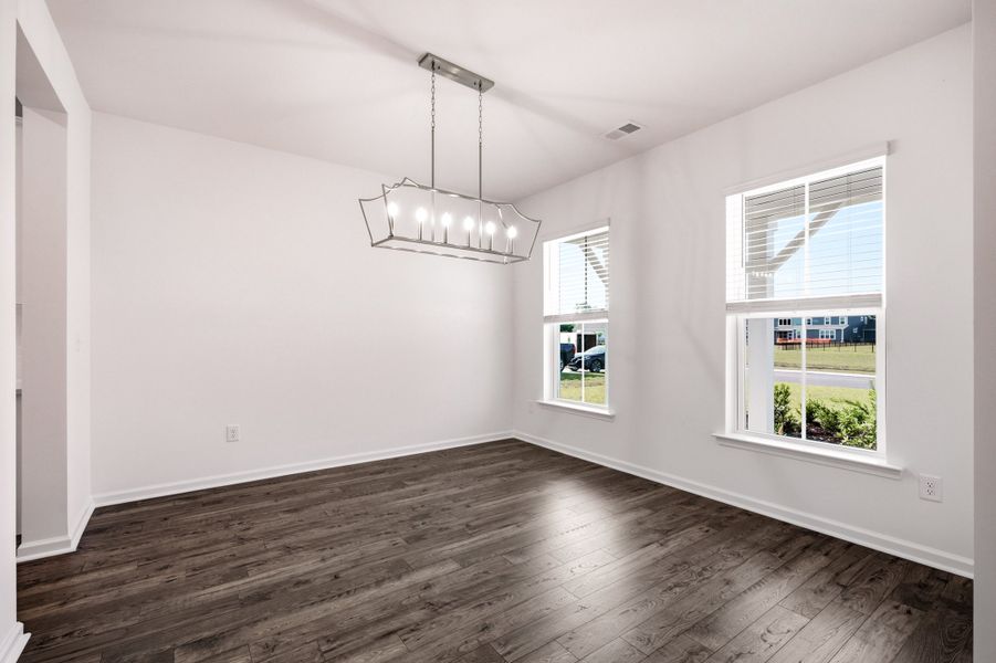Spacious, unfurnished interior of a new home in Northbrook, Murrells Inlet (Image 21).